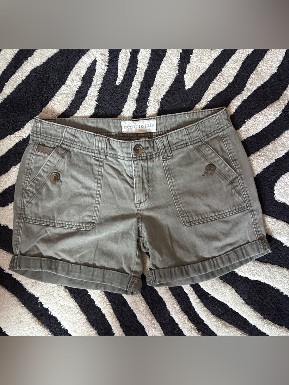 Aeropostale Olive Green Button-Pocket Cargo Shorts